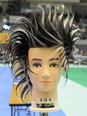 理容部門チャレンジアートヘア銀賞（前）
